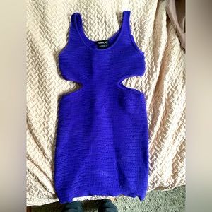 Summer dresses and leggings. Size small